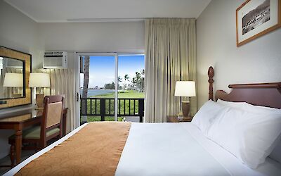 Pacific Monarch Hotel